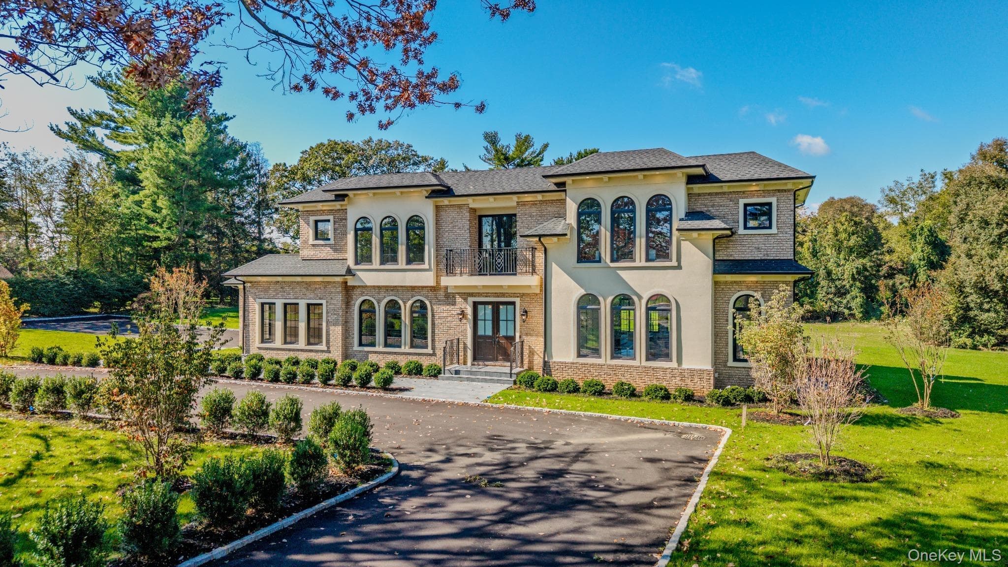 26 Bacon Road, Old Westbury