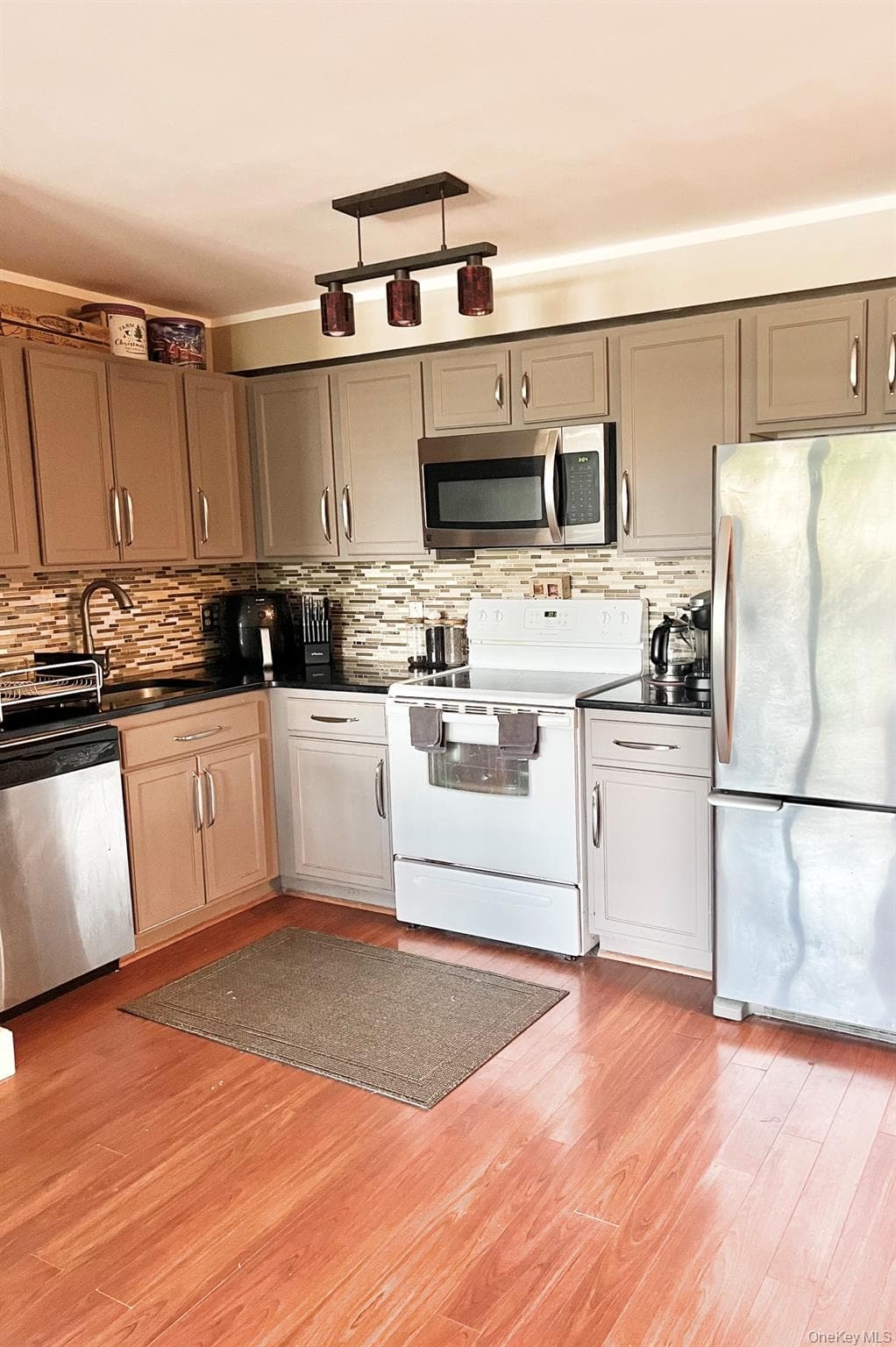 260 Beach 81st Street Unit: 3N thumbnail 7