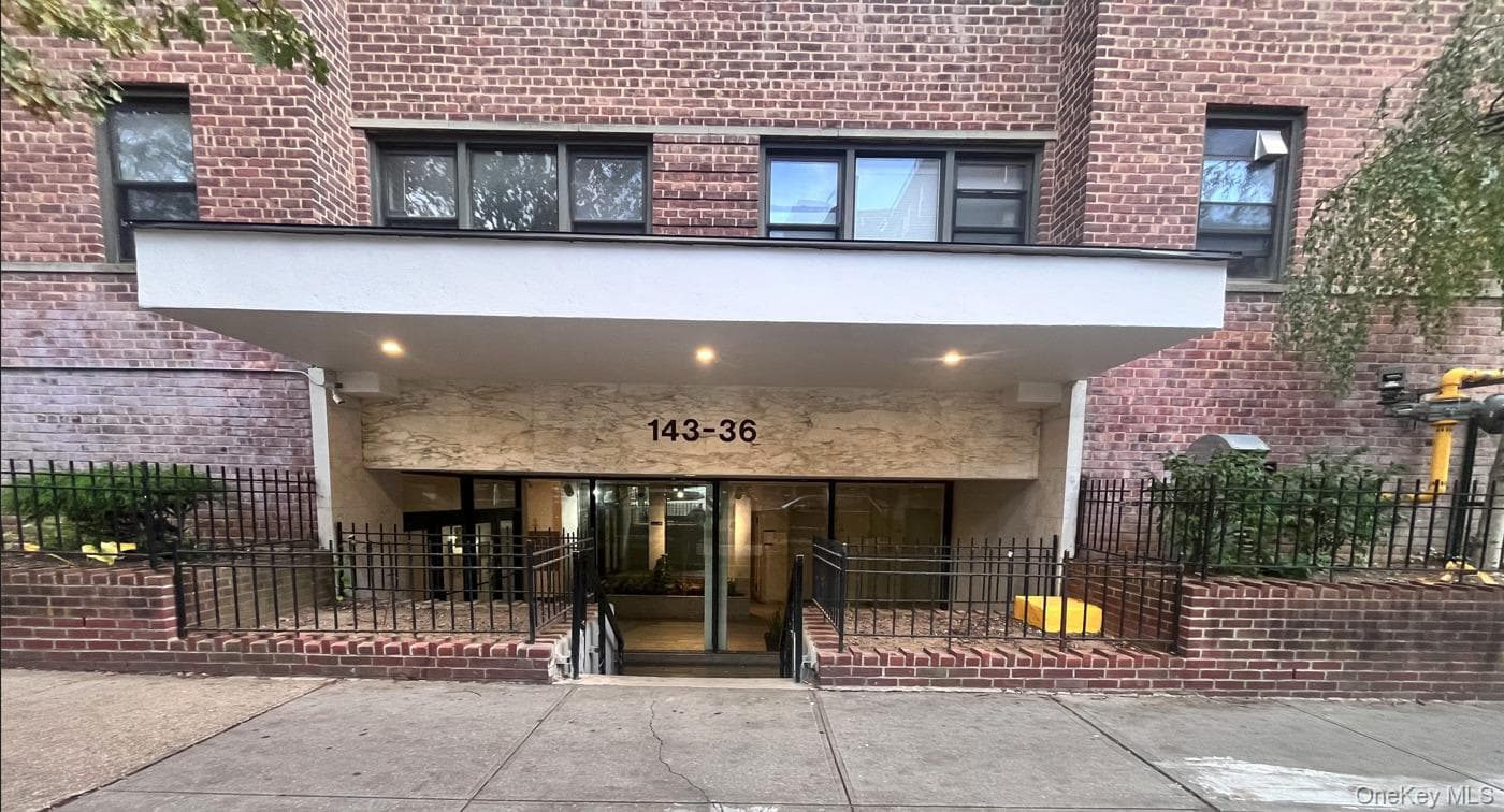 143-36 Barclay Ave Ave Unit: 6C thumbnail 3