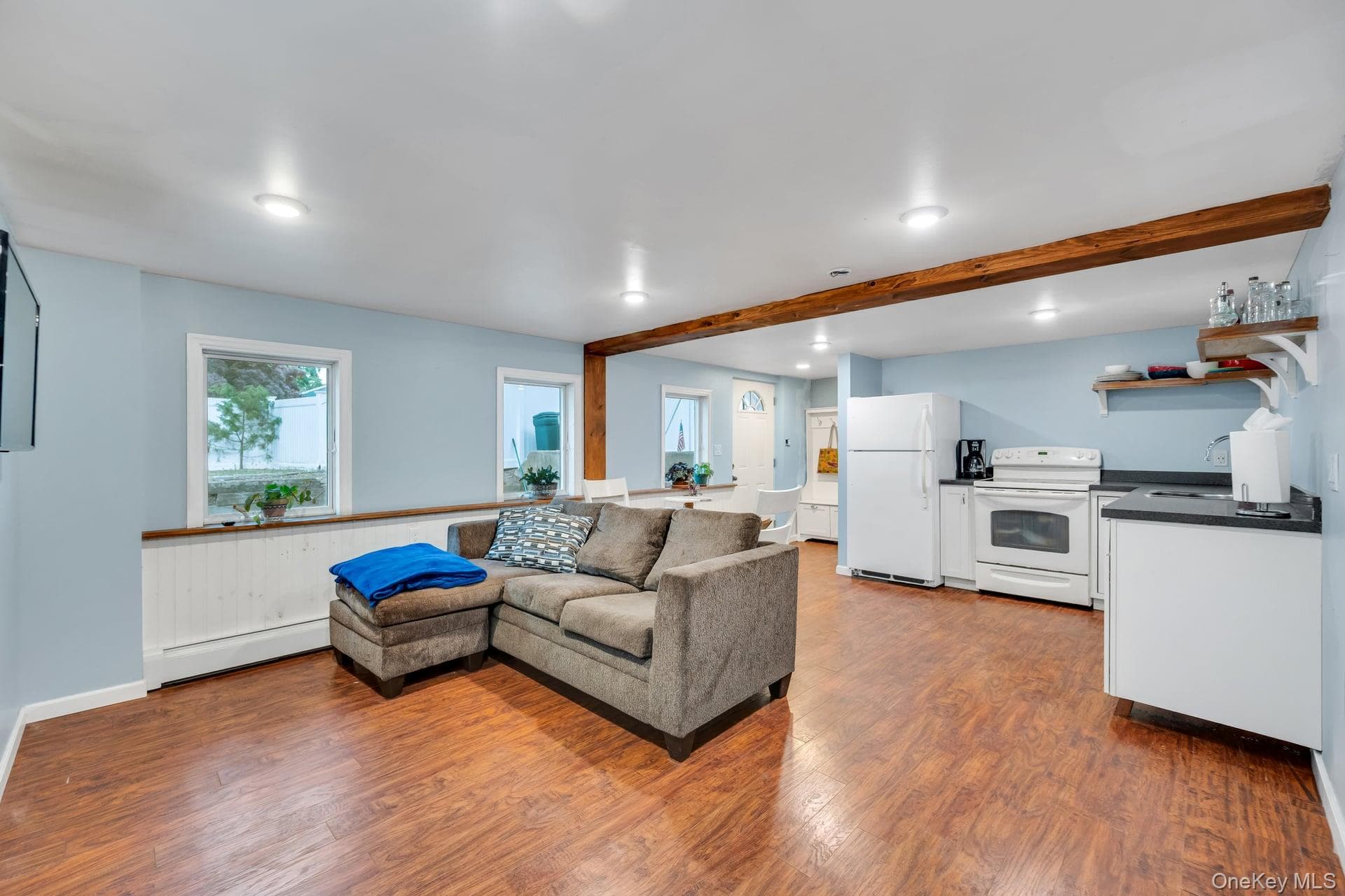 93 Midwood Avenue thumbnail 40