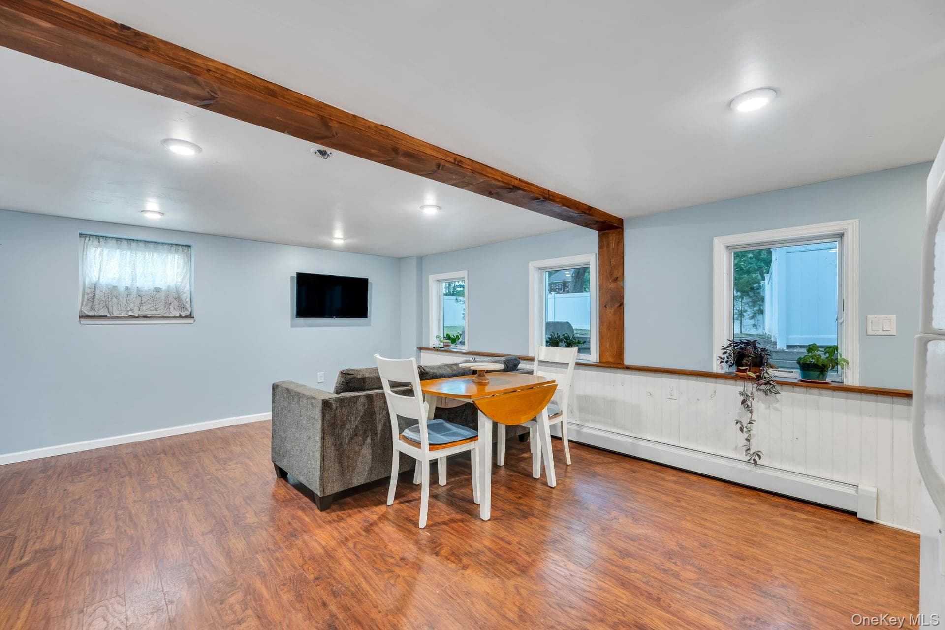 93 Midwood Avenue thumbnail 43