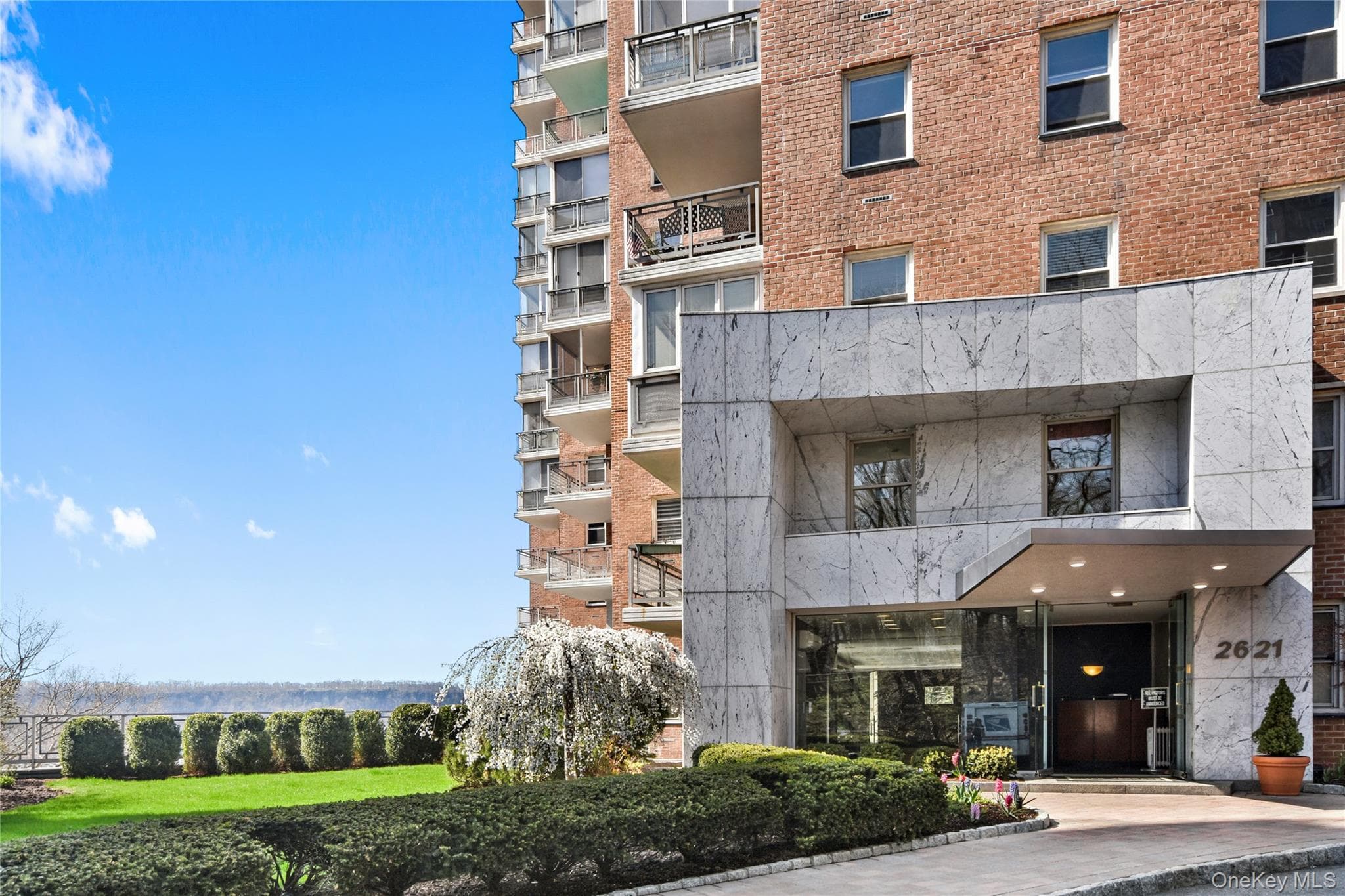 2621 Palisade Avenue Unit: 14L thumbnail 20