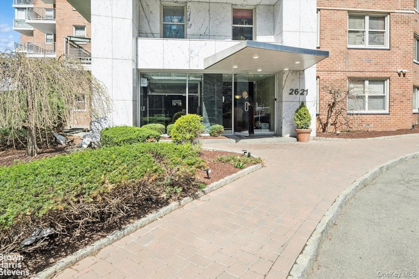 2621 Palisade Avenue Unit: 14L thumbnail 23
