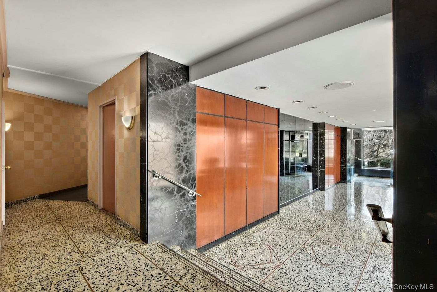 2621 Palisade Avenue Unit: 14L thumbnail 17