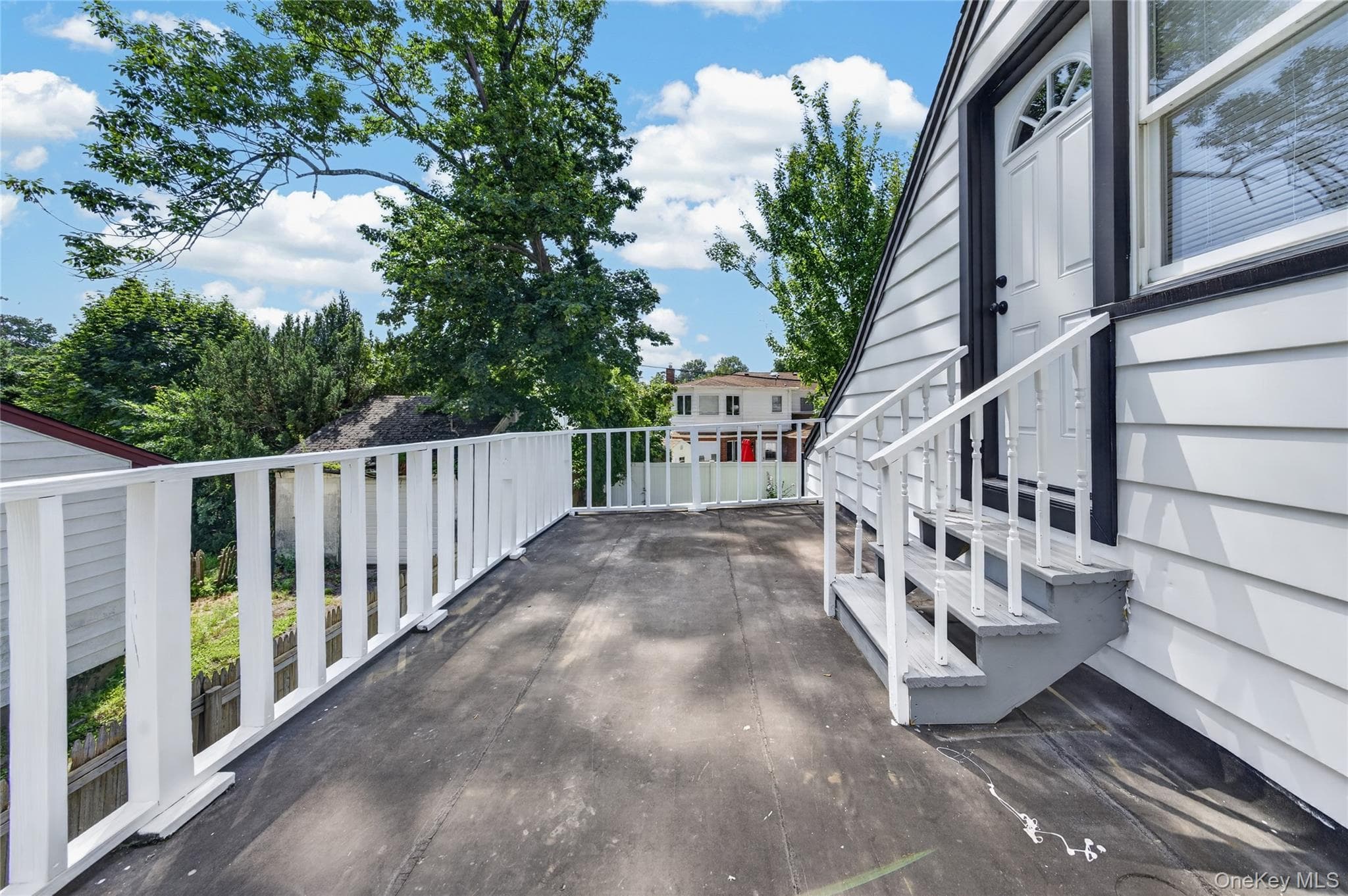 343 Sylvan Lane thumbnail 14