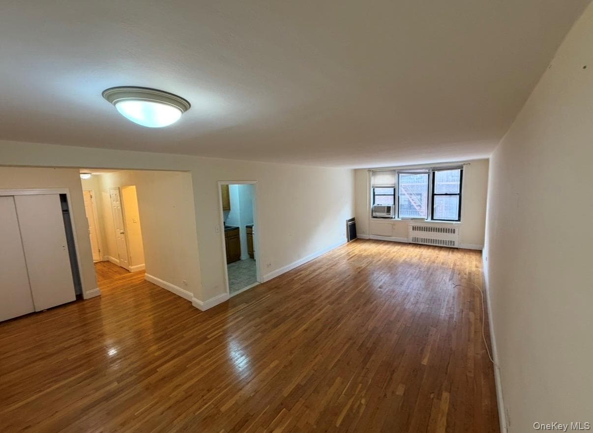83-30 Vietor Avenue Unit: 312, Elmhurst