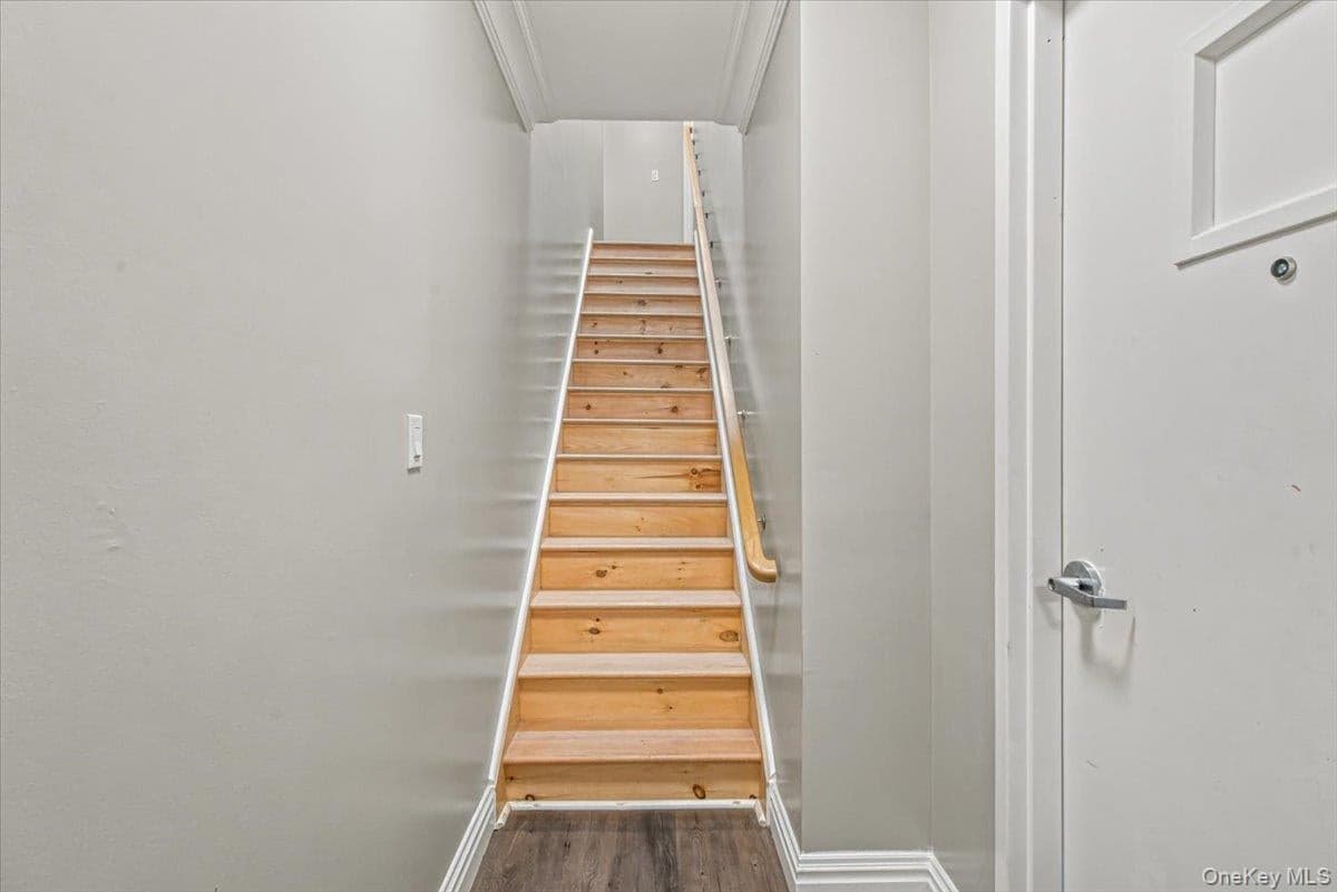 2418 42nd Street thumbnail 12
