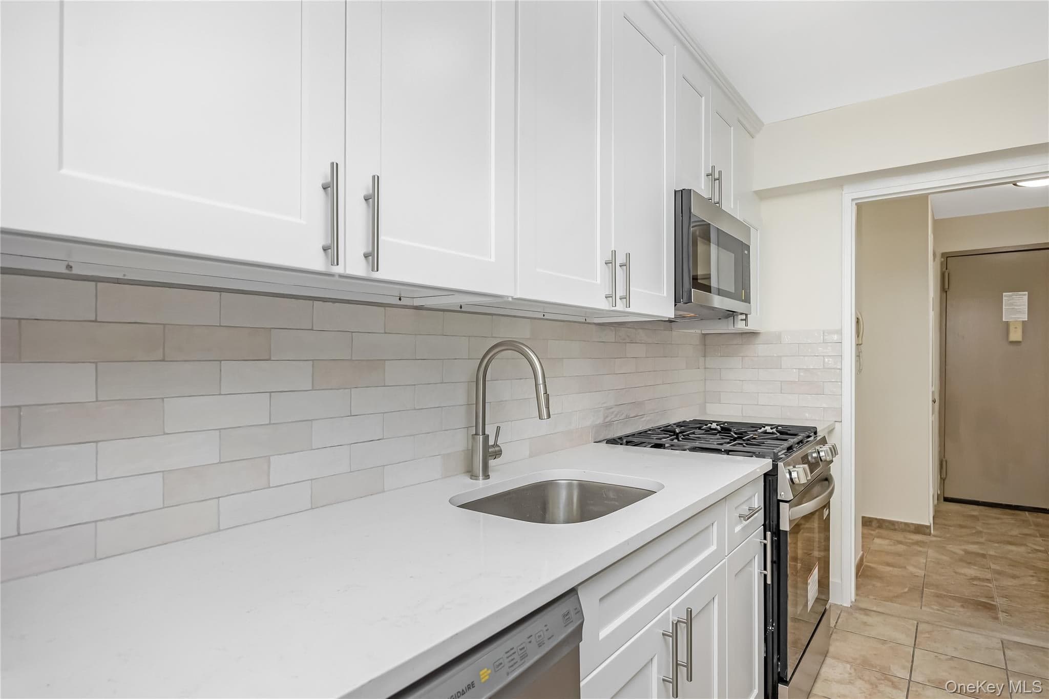 87-10 149th Avenue Unit: 5N thumbnail 12