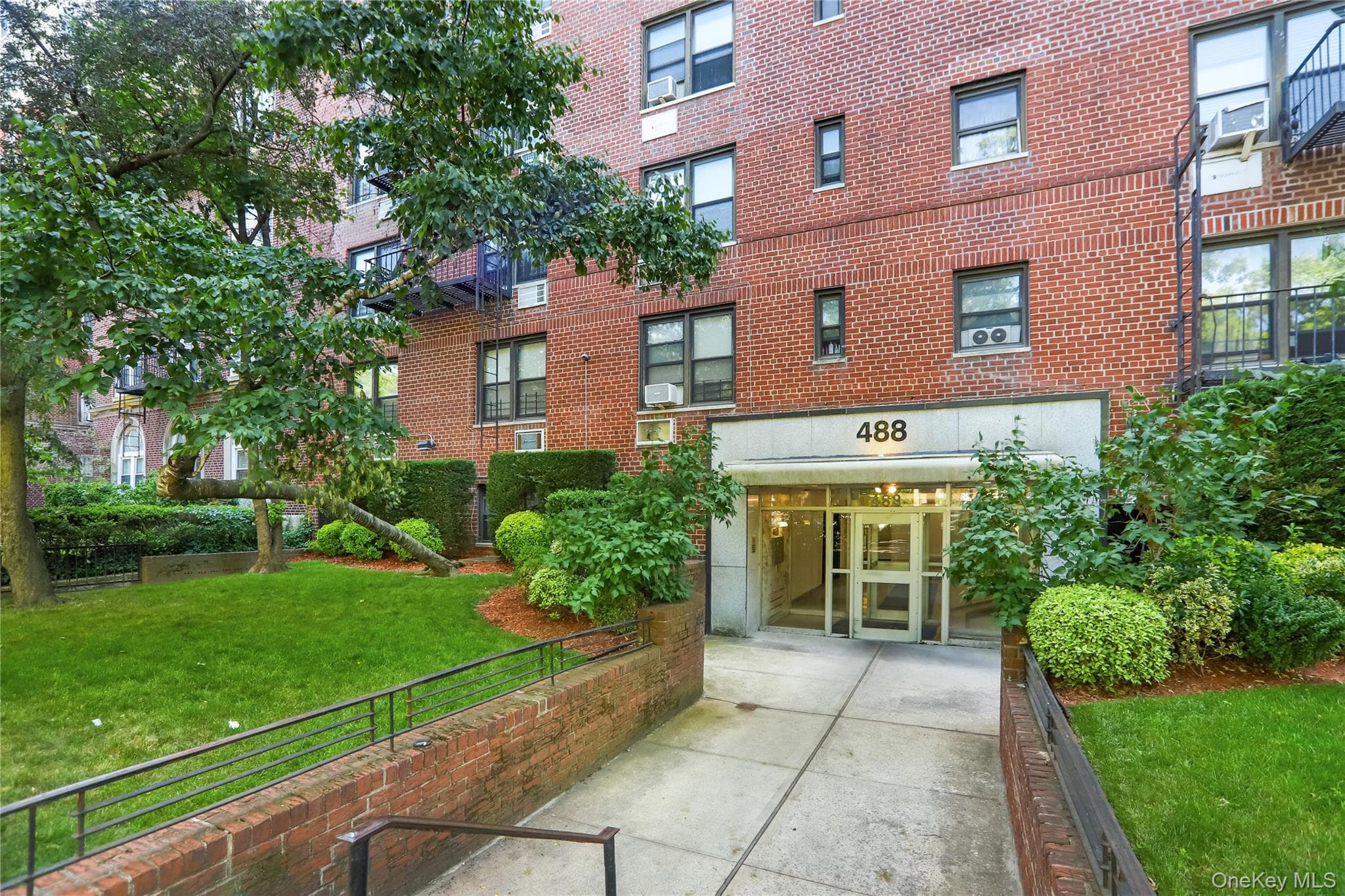 488 Ocean Parkway Unit: 3B thumbnail 6