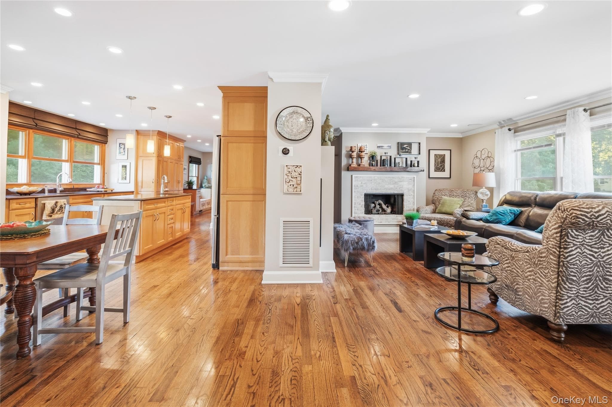 225 Marion Lane thumbnail 3