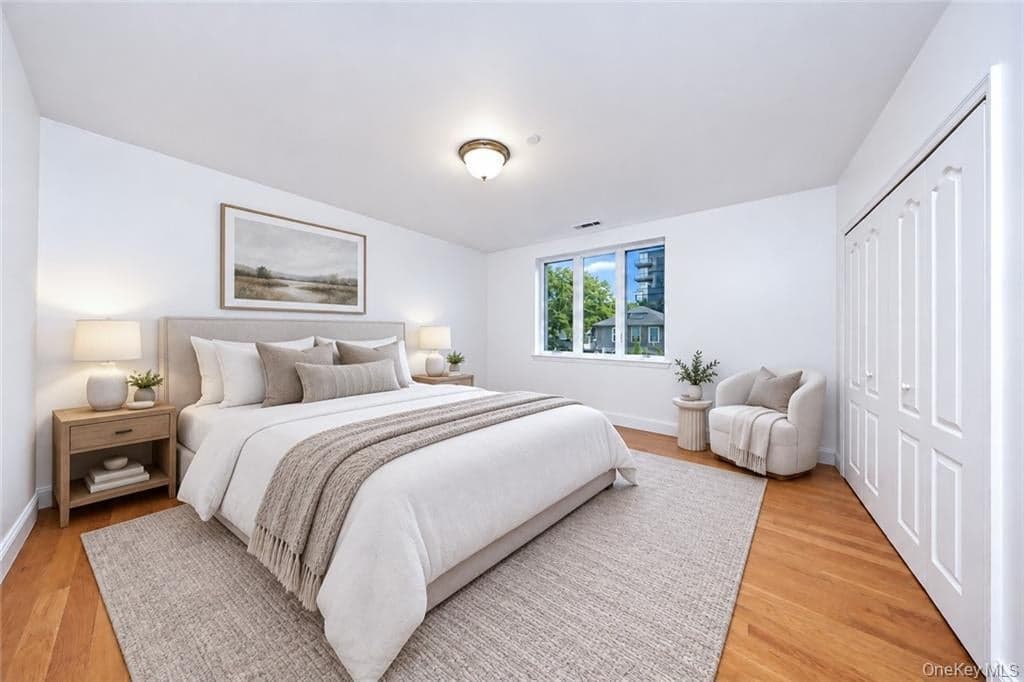 1764 E 19th Street Unit: 2B thumbnail 12