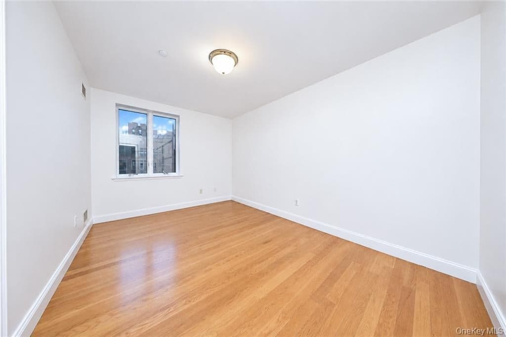 1764 E 19th Street Unit: 2B thumbnail 13