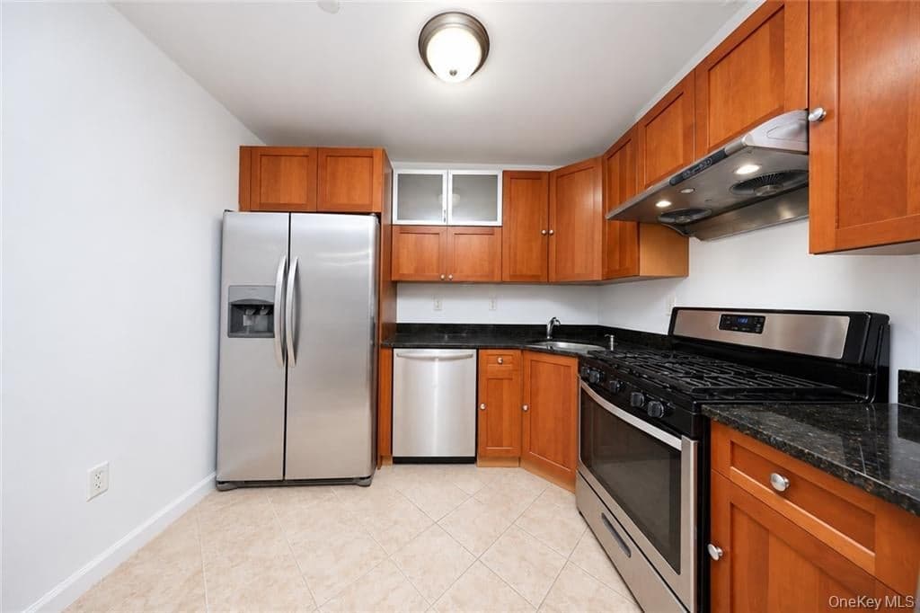 1764 E 19th Street Unit: 2B thumbnail 10