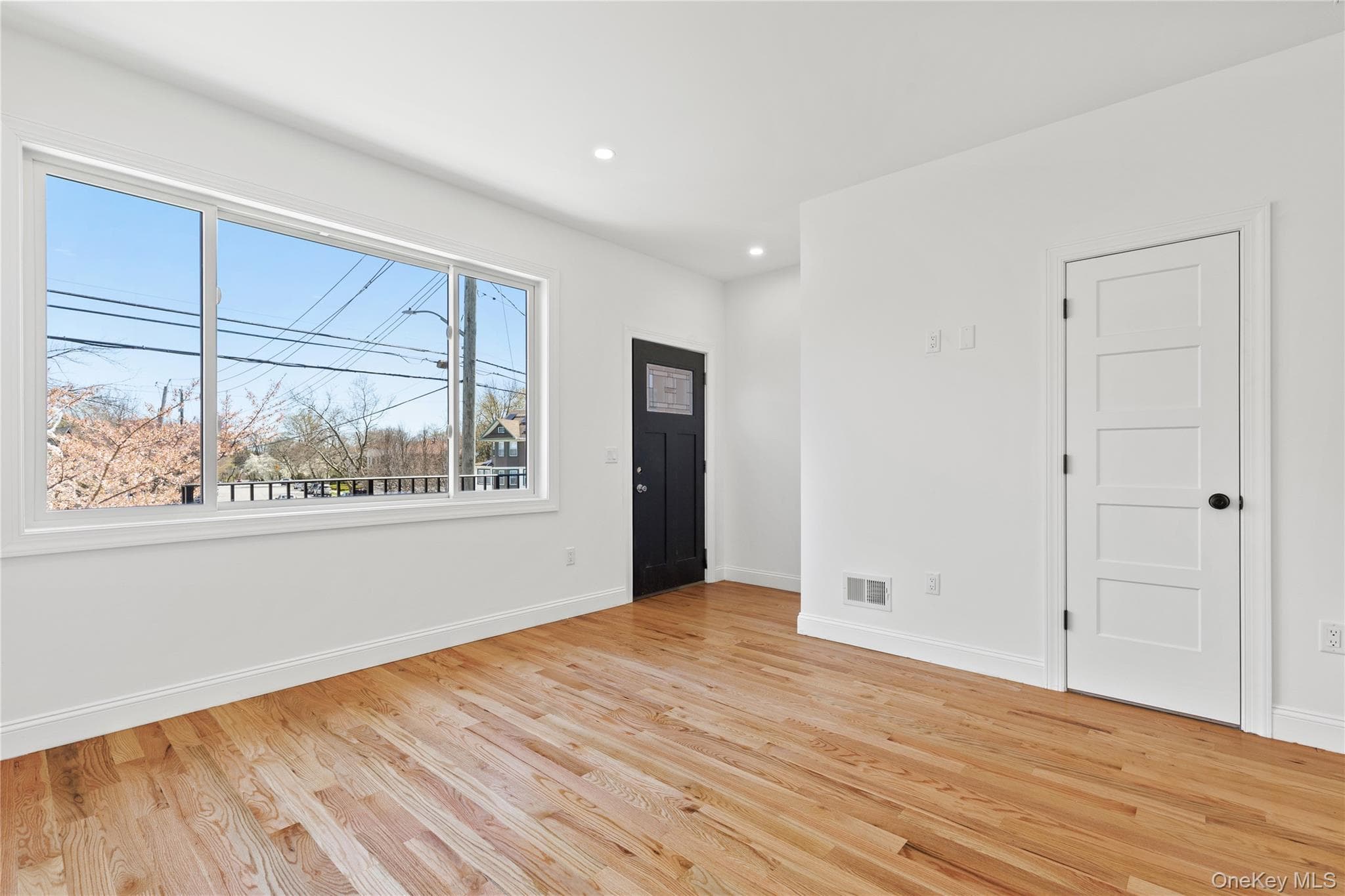 1014 Annadale Road thumbnail 5