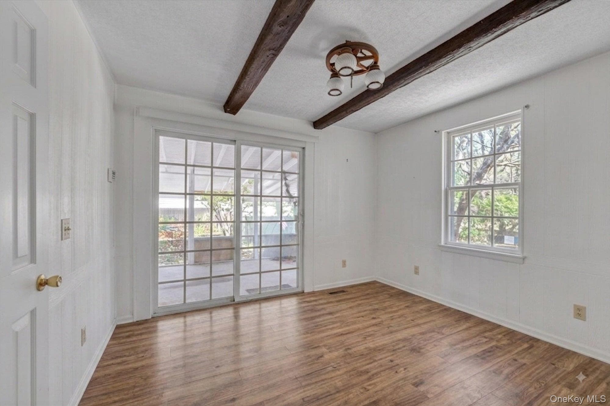 146 Claflin Boulevard thumbnail 11