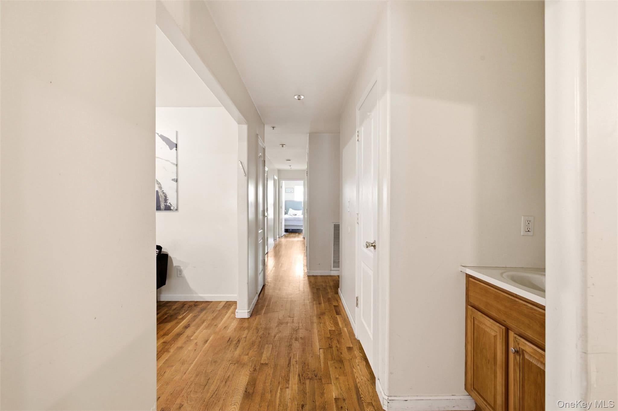 16 Elm Street Unit: 301 thumbnail 9