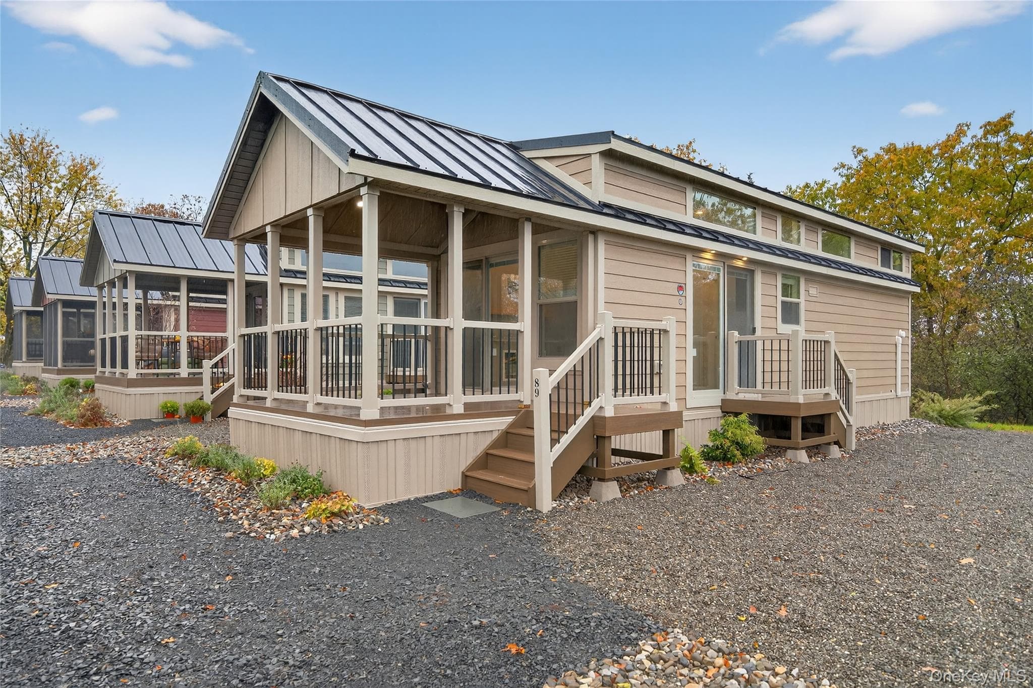 197 Wheeler Road Unit: 90 thumbnail 2
