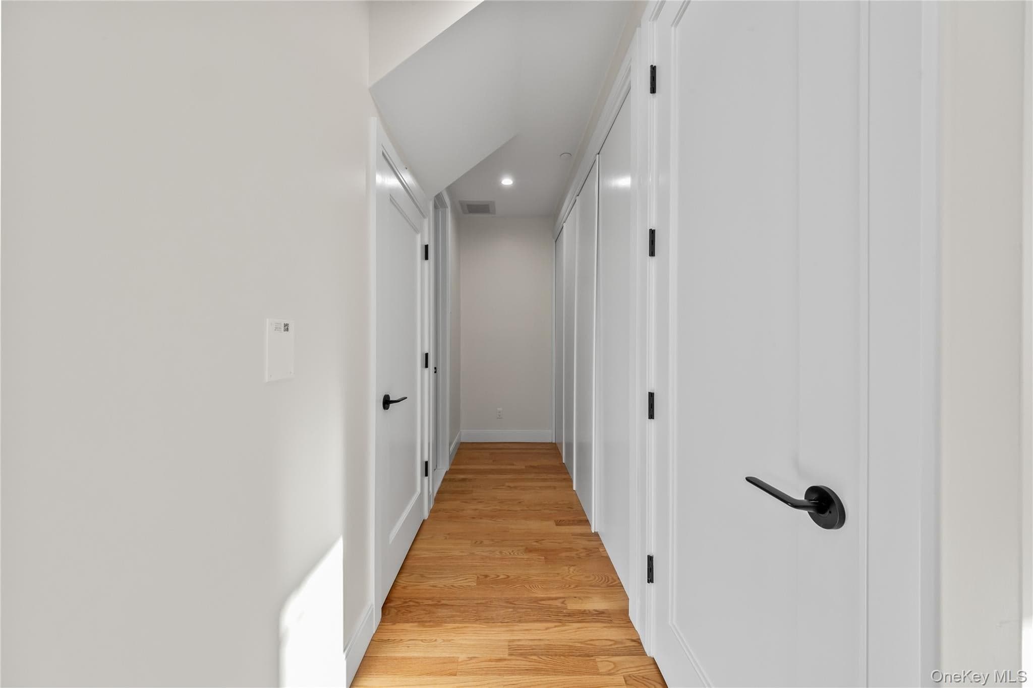 19 Dessau Circle thumbnail 24