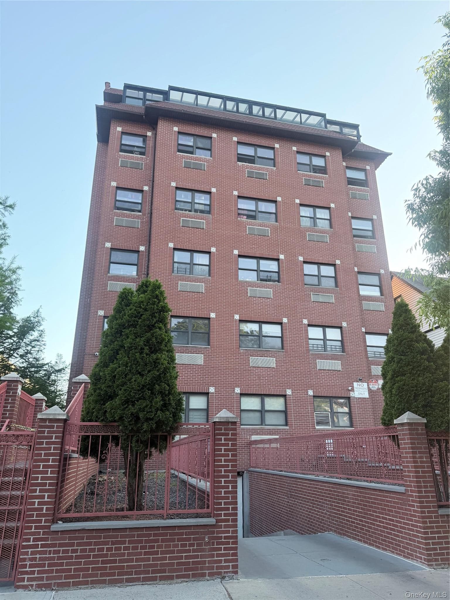 4606 88th Street Unit: 4G, Elmhurst