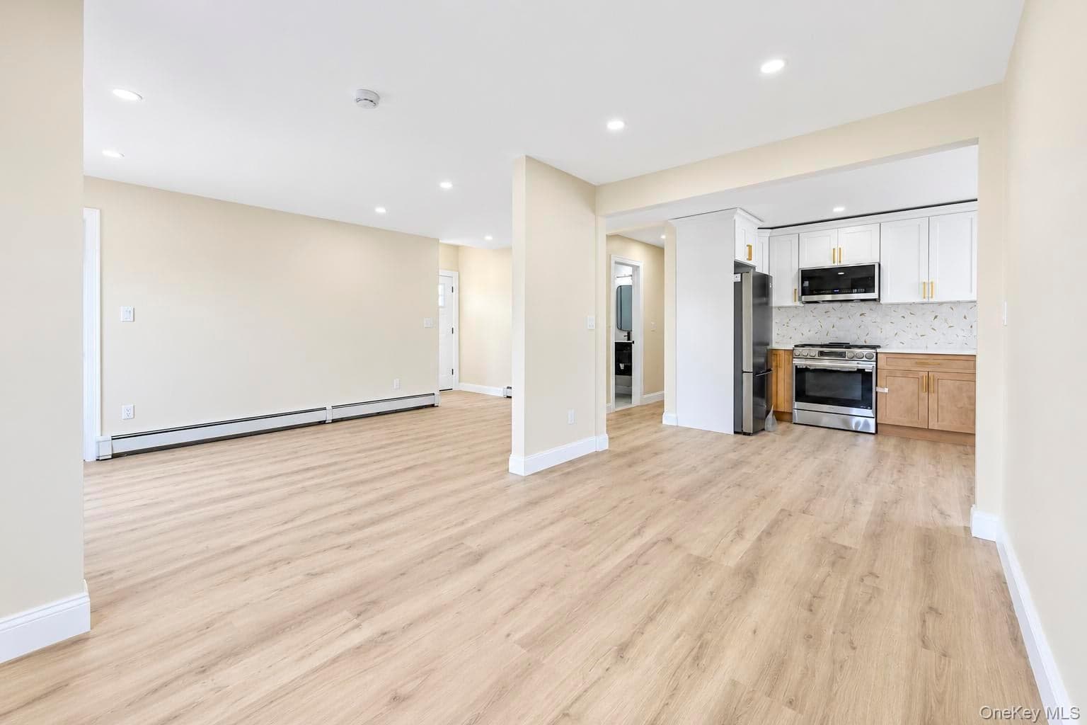 891 S Bay Street thumbnail 9