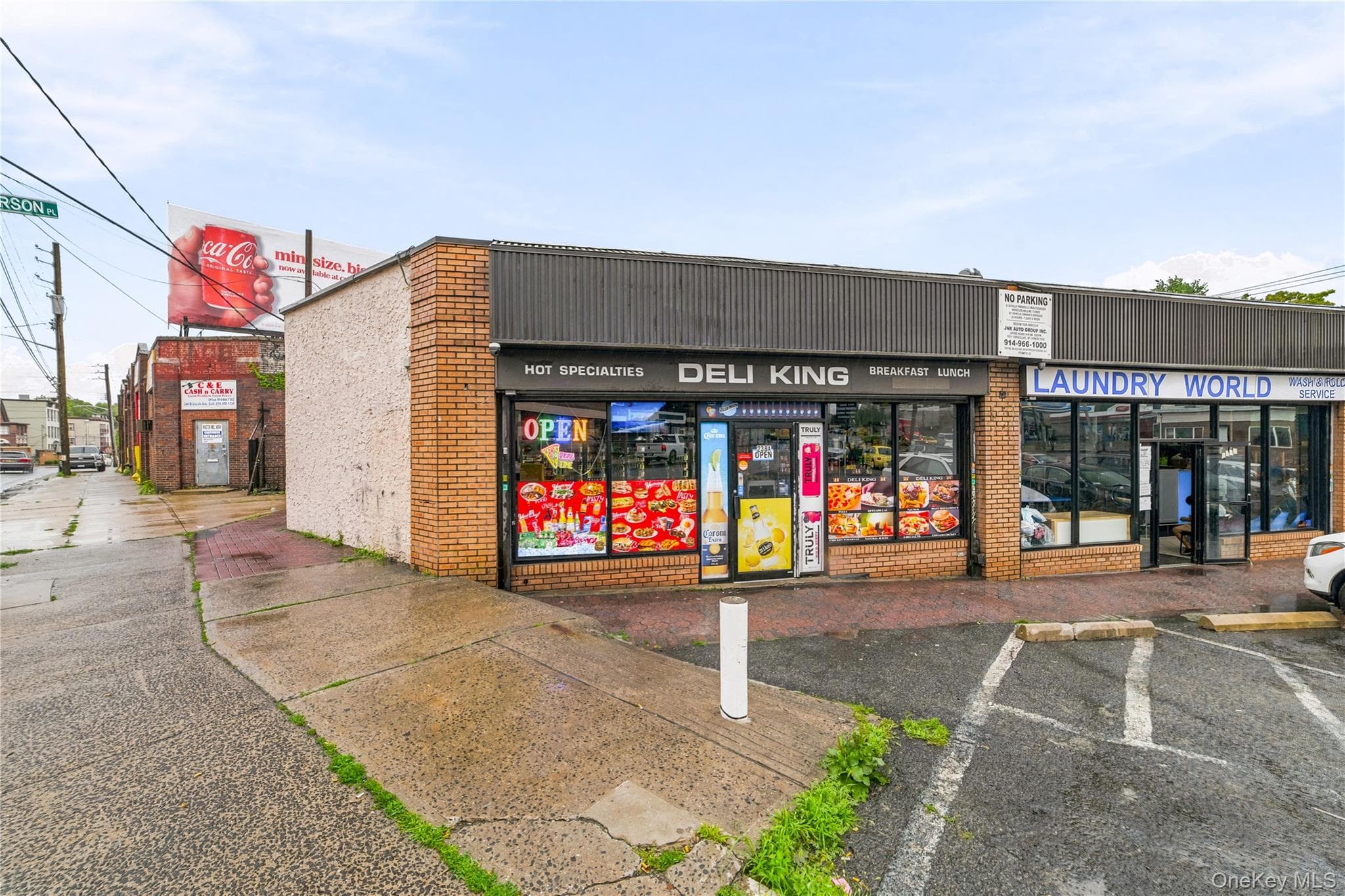 238 W Lincoln Avenue thumbnail 3