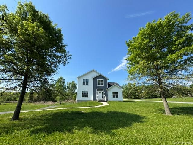 21 Harcourt Cosman Drive thumbnail 3