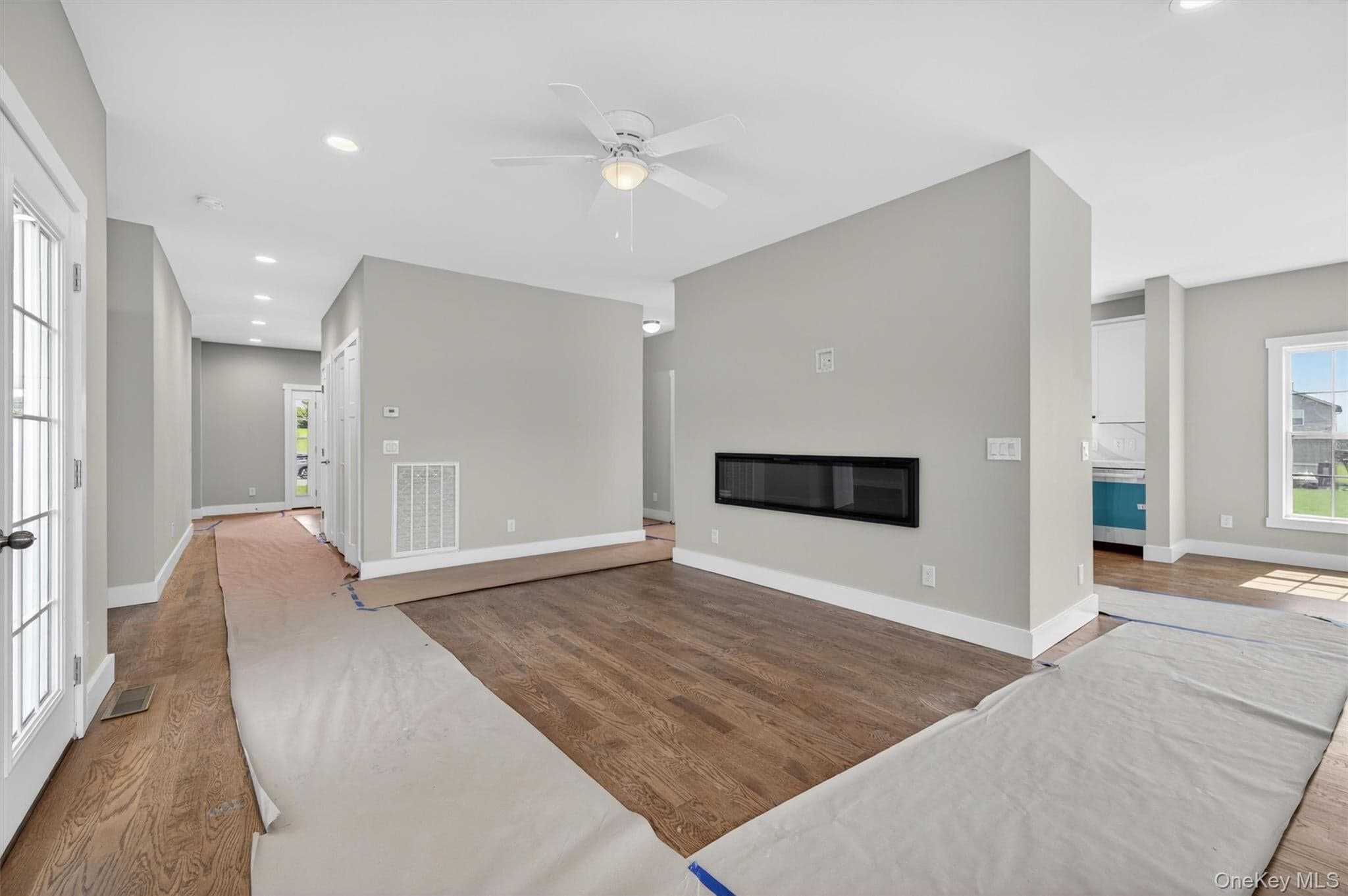 21 Harcourt Cosman Drive thumbnail 9