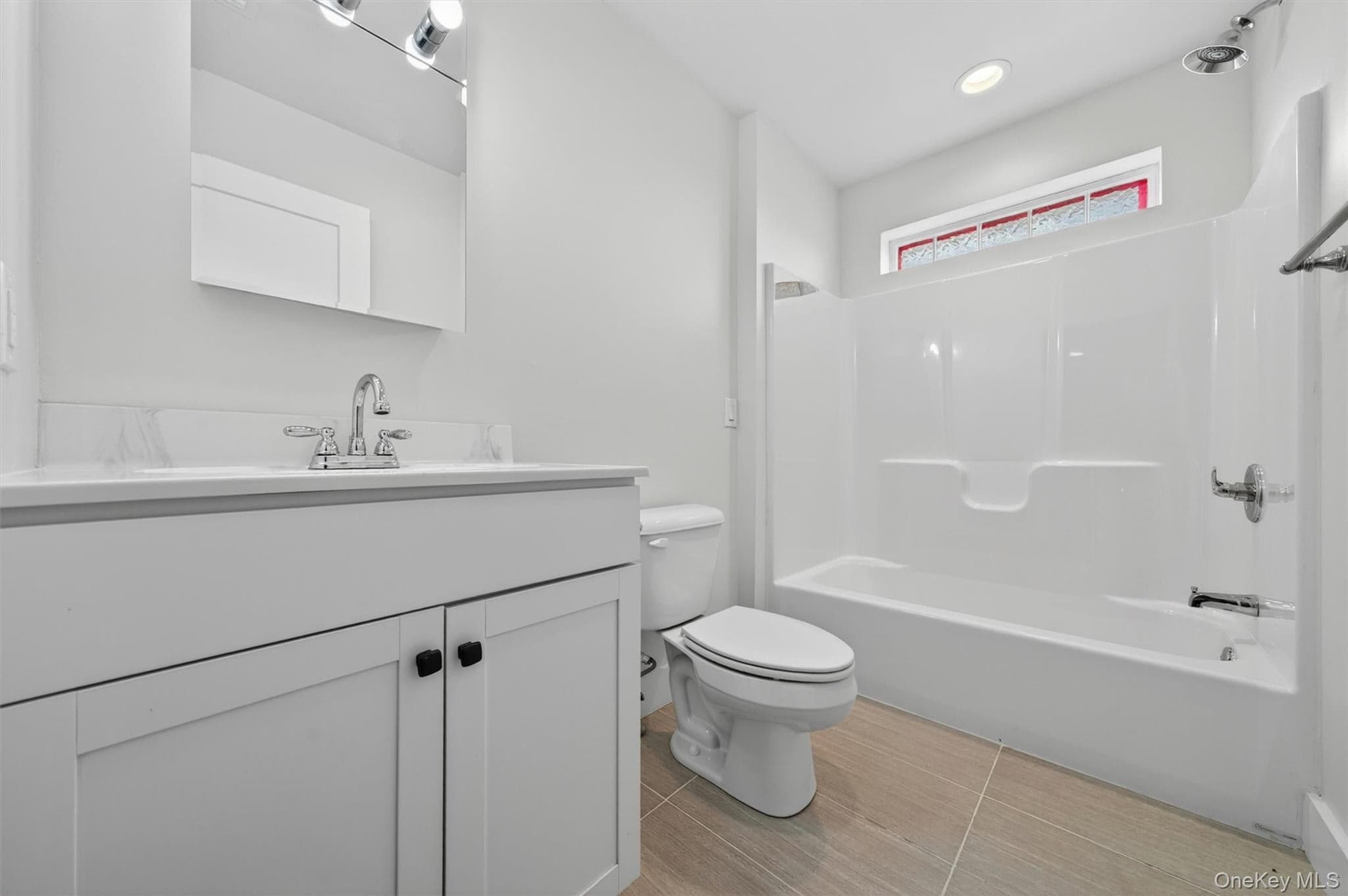 21 Harcourt Cosman Drive thumbnail 35