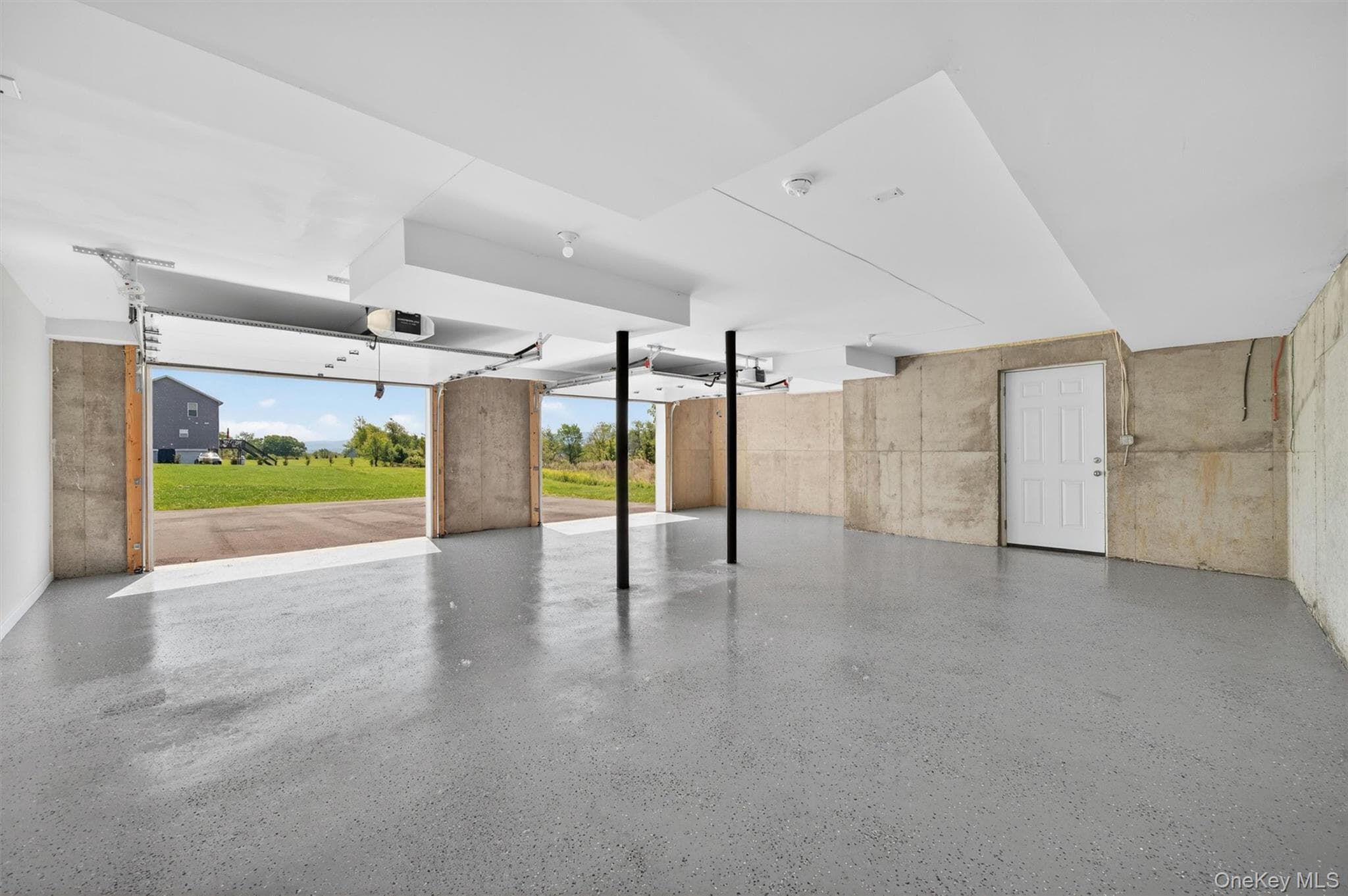21 Harcourt Cosman Drive thumbnail 40