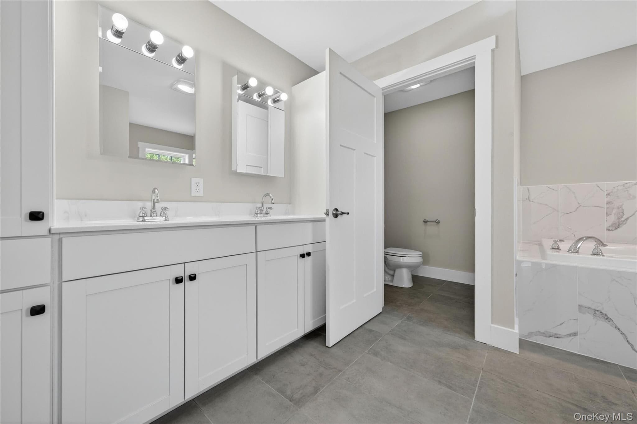 21 Harcourt Cosman Drive thumbnail 29