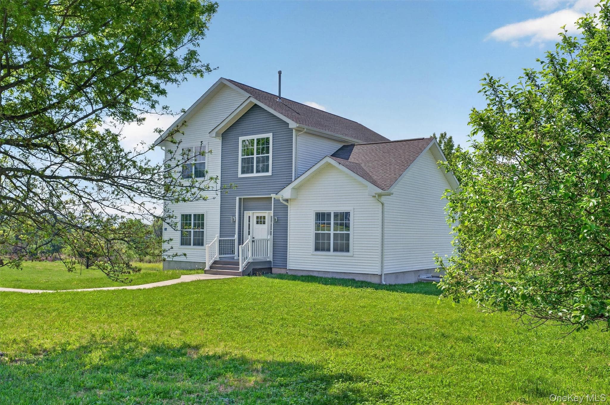 21 Harcourt Cosman Drive, Newburgh