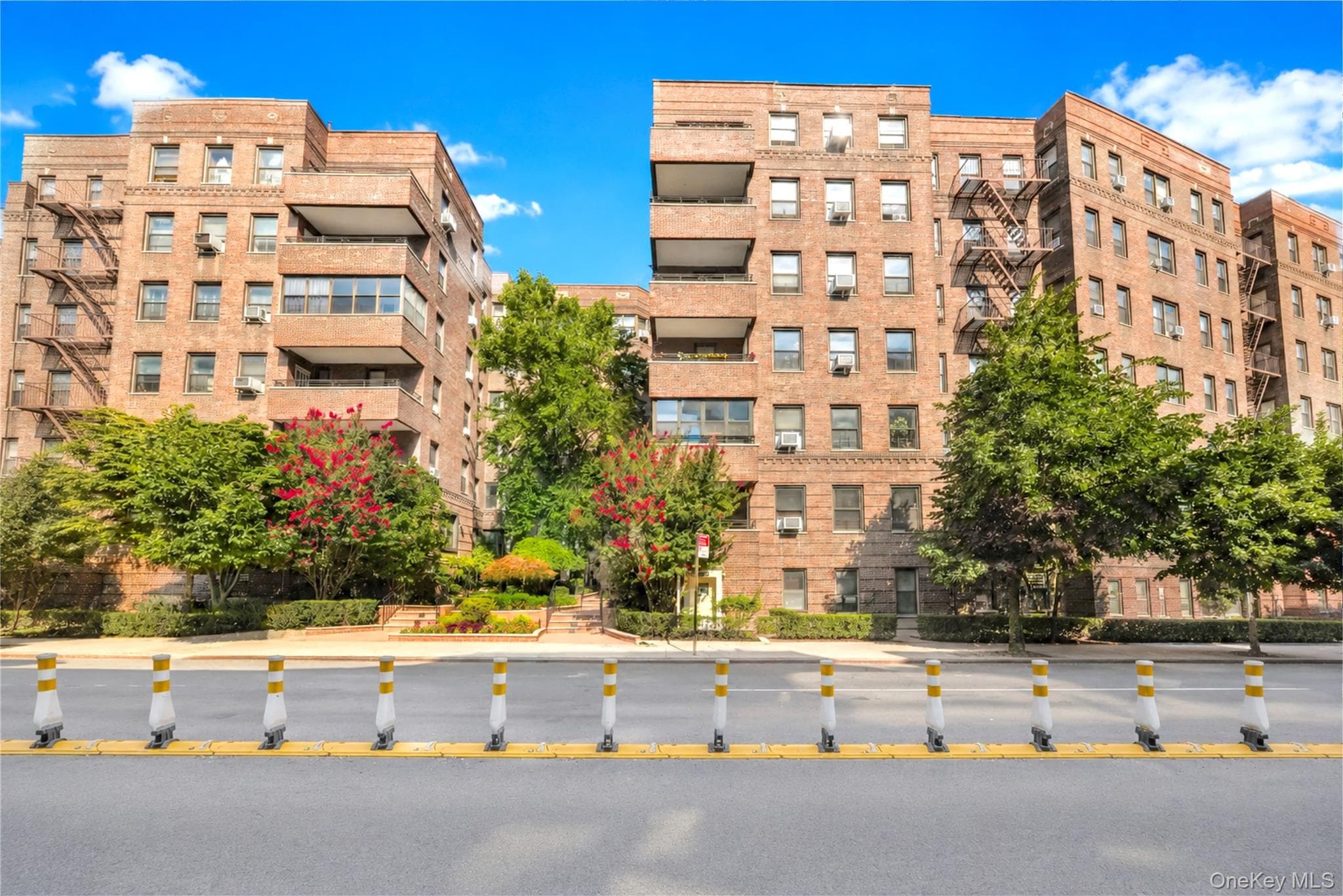 6940 Yellowstone Boulevard Unit: 9 & 10 thumbnail 24