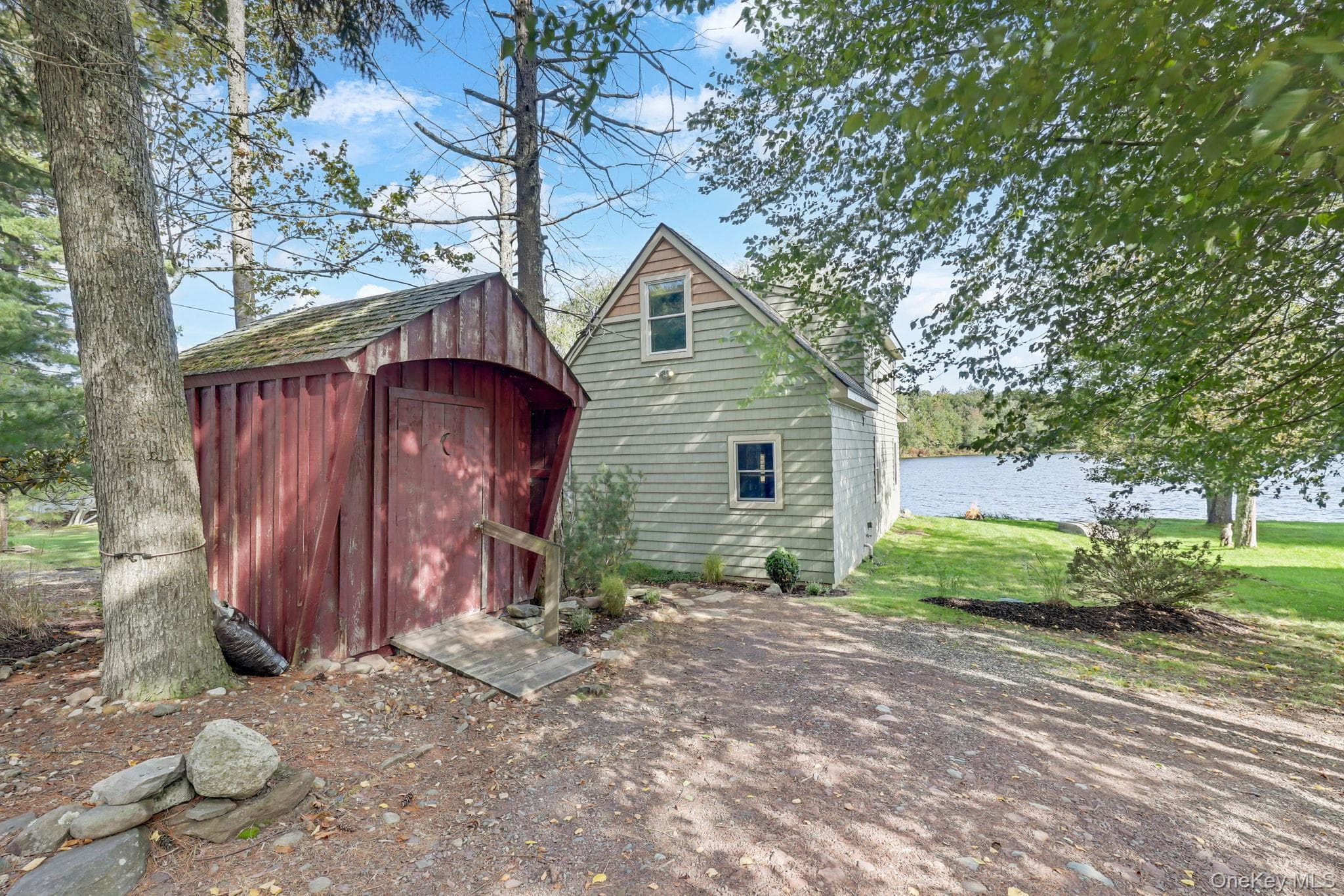 89 Beaver Lake Road thumbnail 3