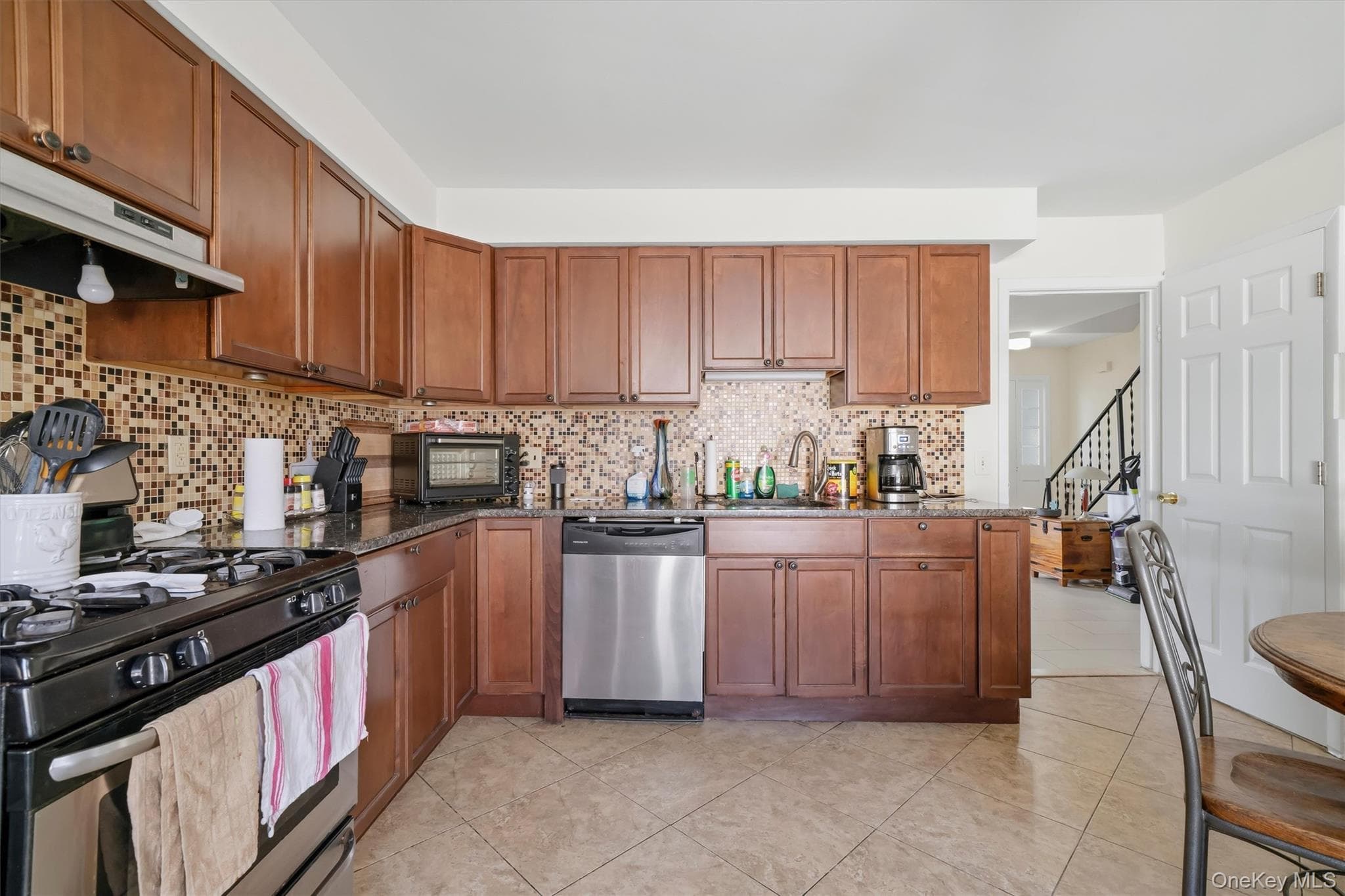 36 Suffern Lane thumbnail 25