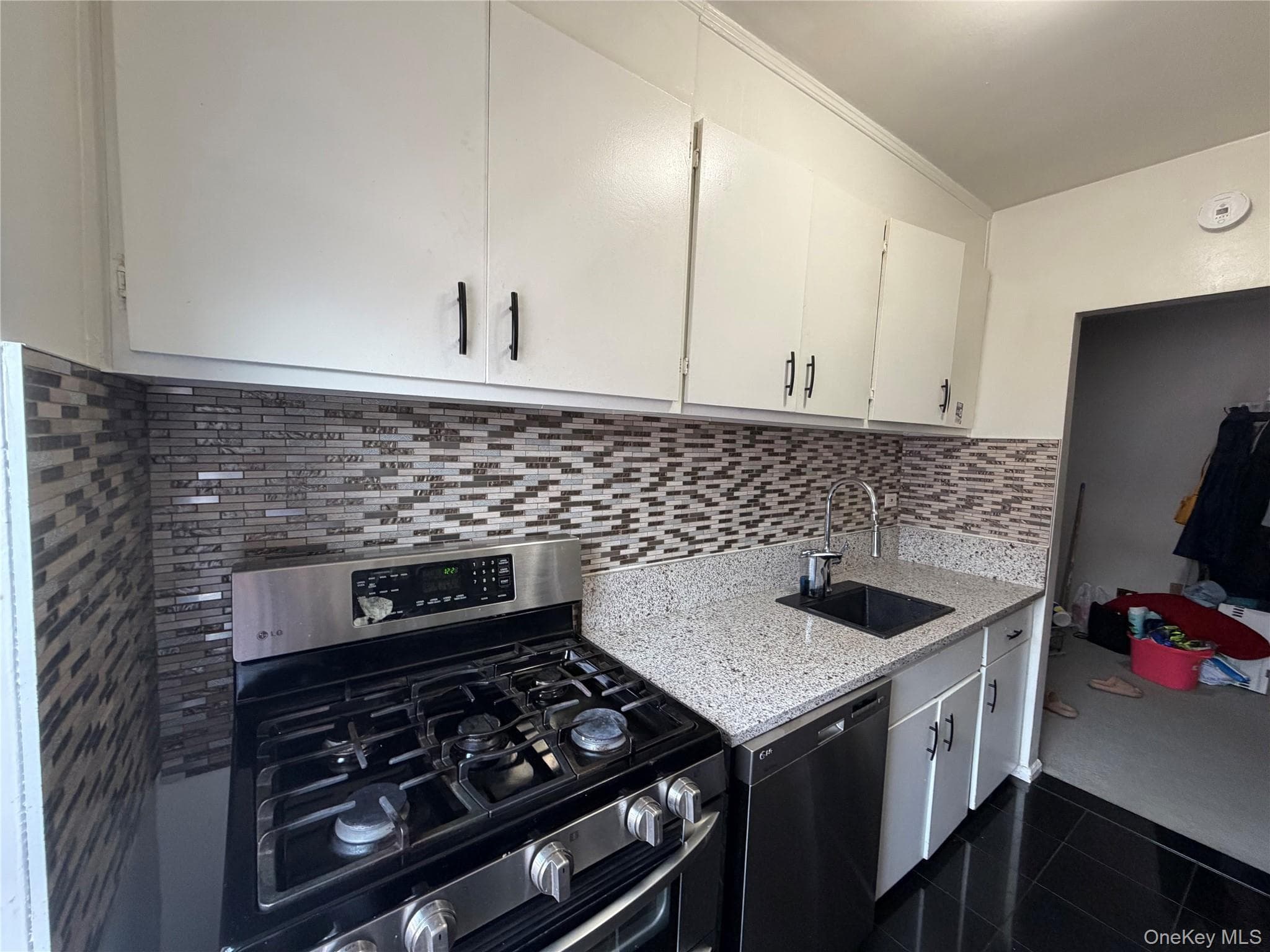 32-42 89th Street Unit: C605 thumbnail 2