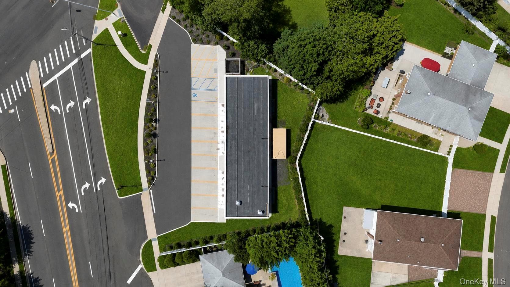 1234 Stewart Avenue thumbnail 40