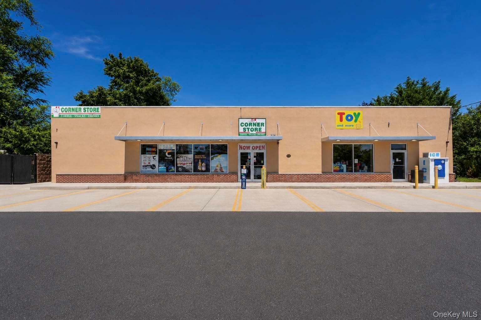 1234 Stewart Avenue thumbnail 2