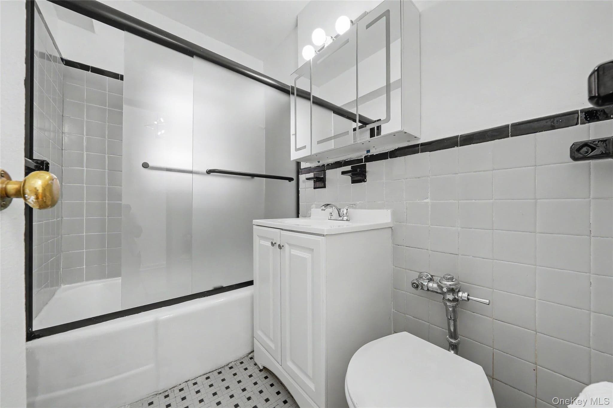 465 E Lincoln Avenue Unit: 321 thumbnail 9