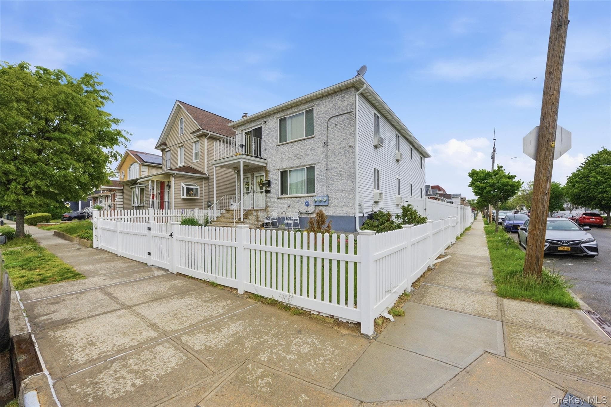 220-19 146th Avenue thumbnail 3
