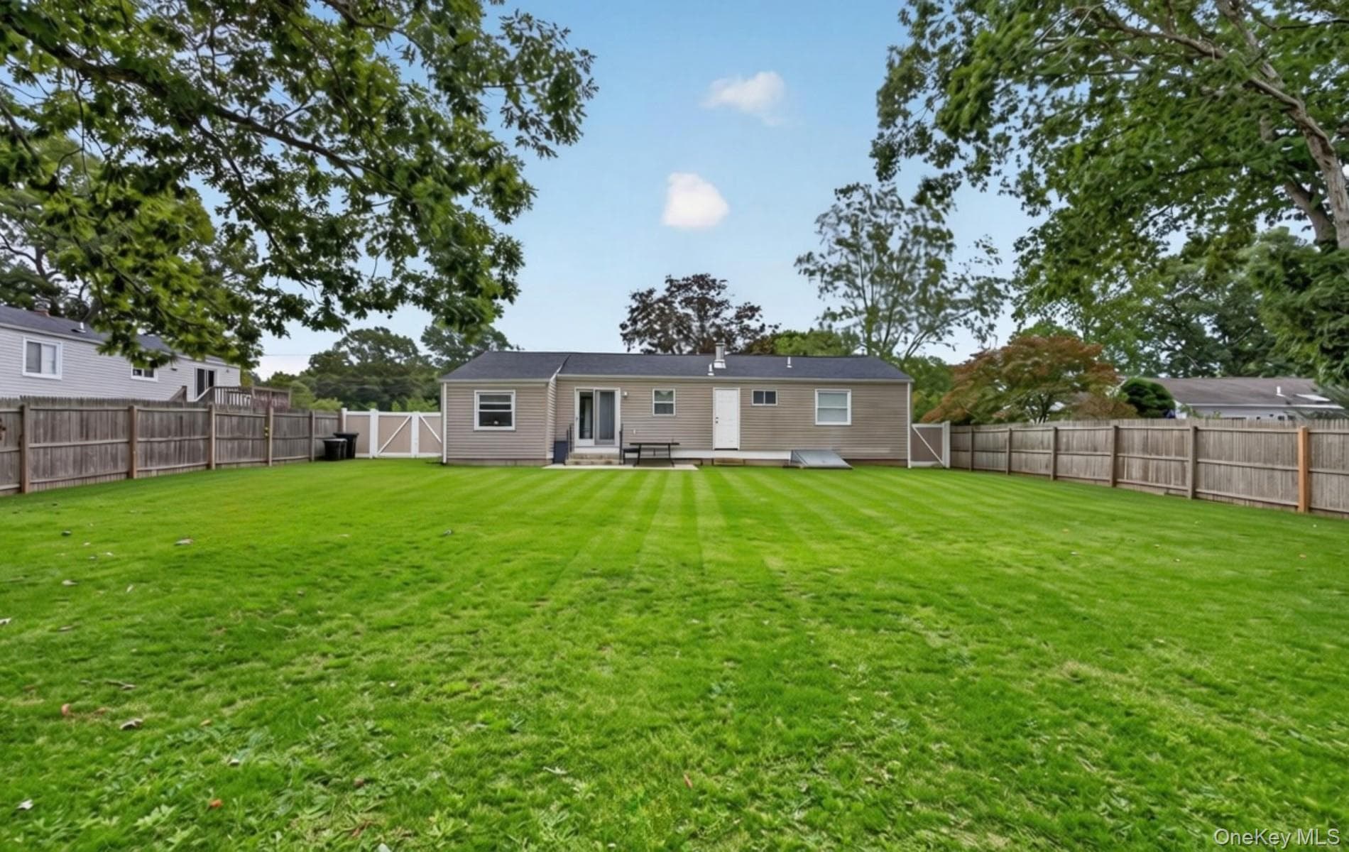 368 Randall Road thumbnail 19