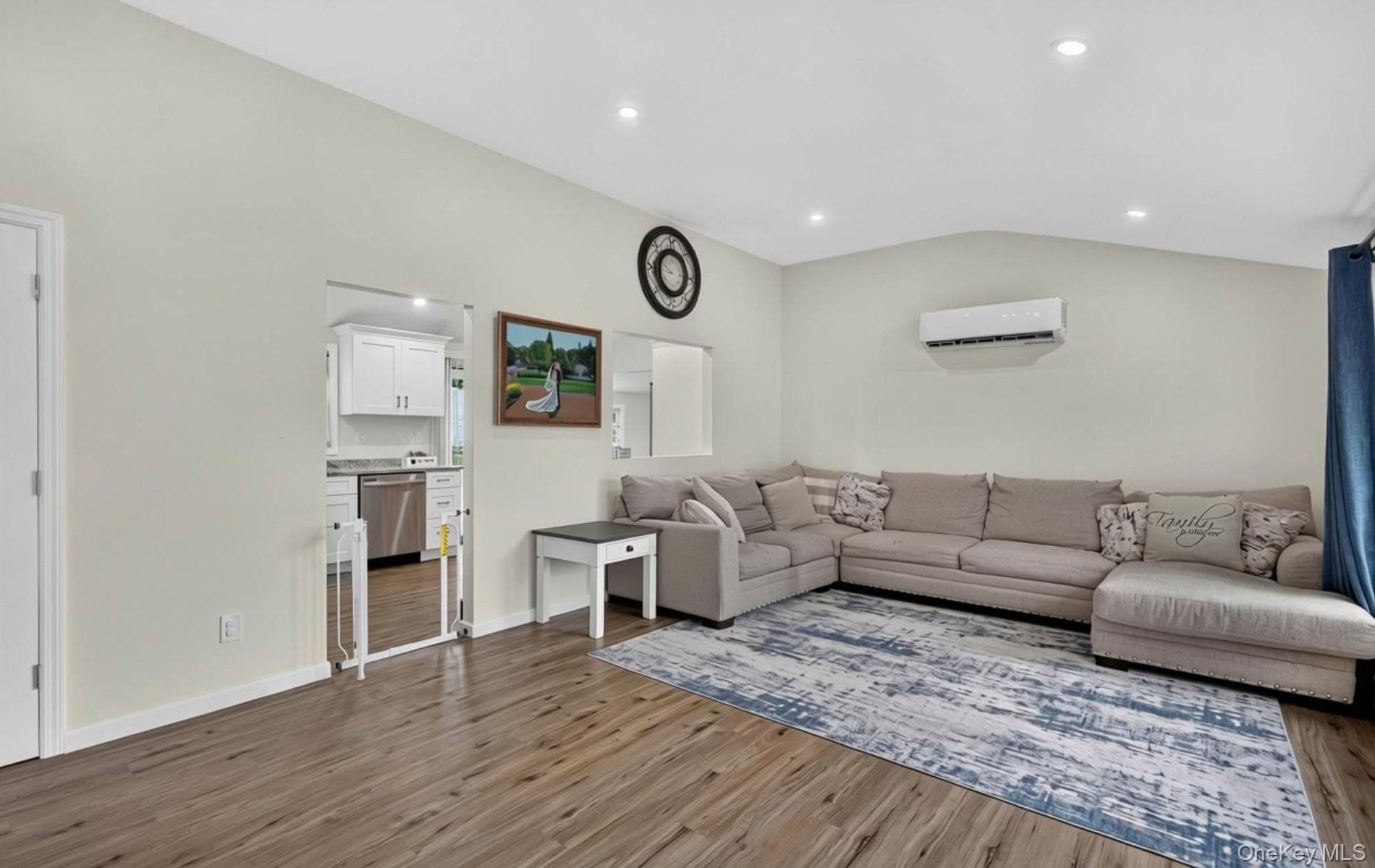 368 Randall Road thumbnail 2