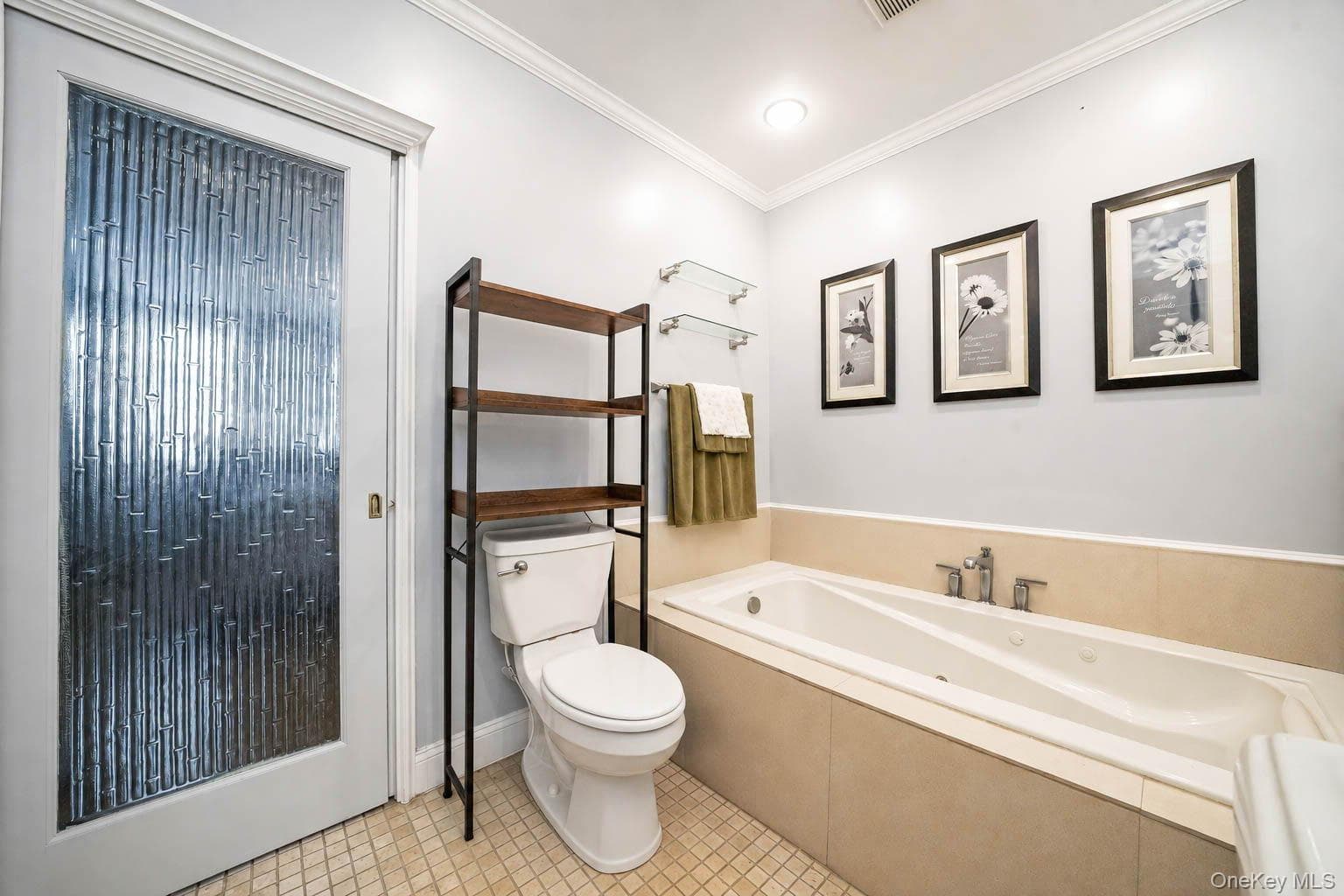 885A Putnam Avenue thumbnail 16