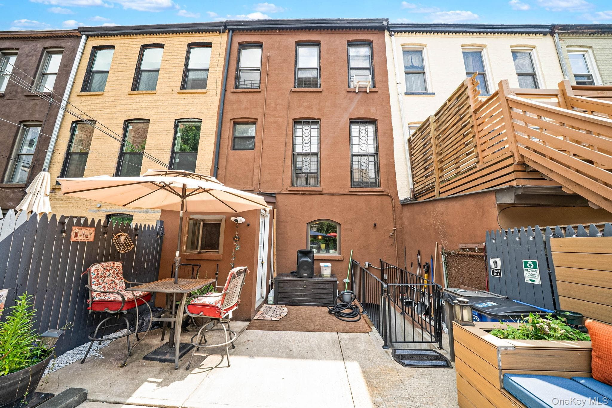 885A Putnam Avenue thumbnail 28