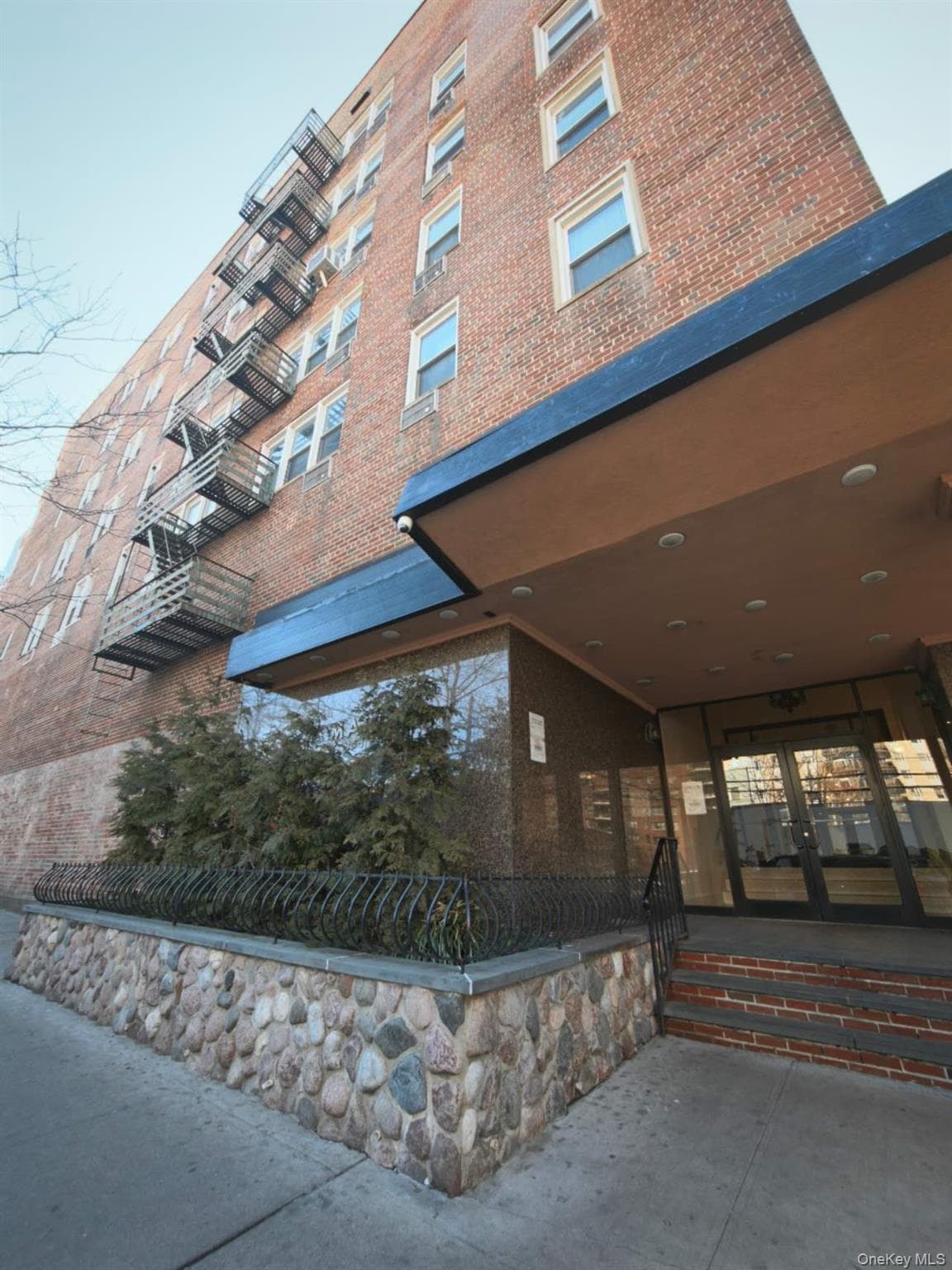 134-54 Maple Avenue Unit: 2W, Flushing