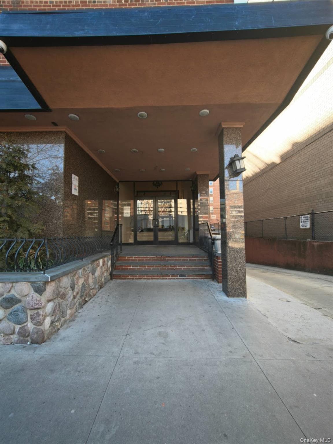134-54 Maple Avenue Unit: 2W thumbnail 2
