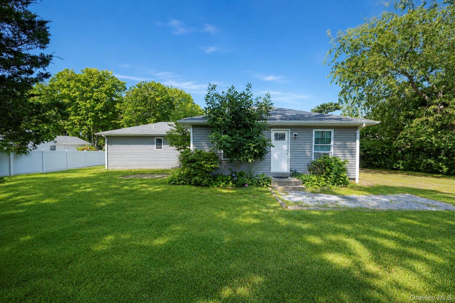 899 Hawkins Avenue thumbnail 11
