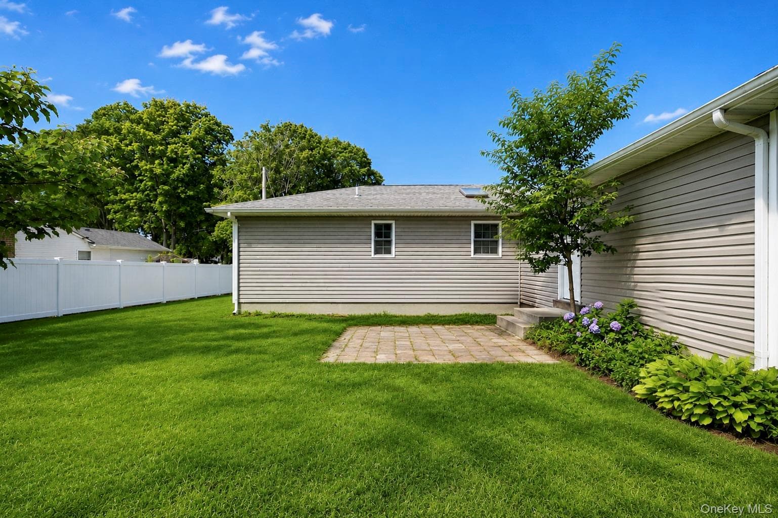 899 Hawkins Avenue thumbnail 43
