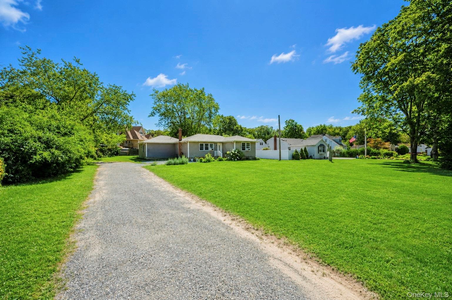899 Hawkins Avenue thumbnail 5
