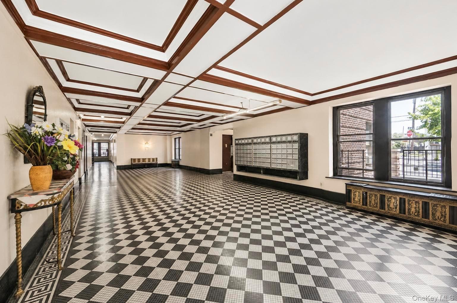 2925 Matthews Avenue Unit: 2H thumbnail 25