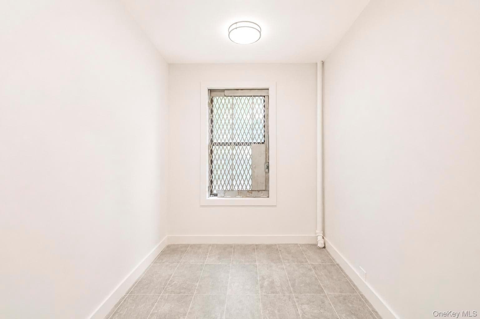 2925 Matthews Avenue Unit: 2H thumbnail 17